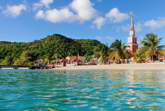 De la Nouvelle-Aquitaine aux Caraïbes sans escale : un vol de jour direct va relier Bordeaux à la Martinique