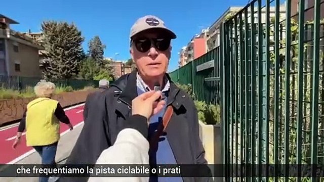 Adolfo, il volontario che pulisce la pista ciclabile: «Datemi una mano»