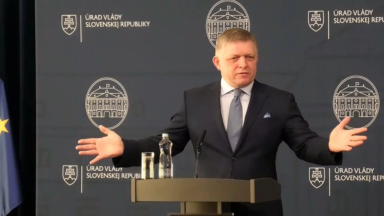 ZÁZNAM: Premiér: SR sa nezaviazala k žiadnej finančnej ani vojenskej pomoci Ukrajine