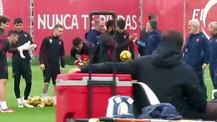 Lokonga, con el grupo