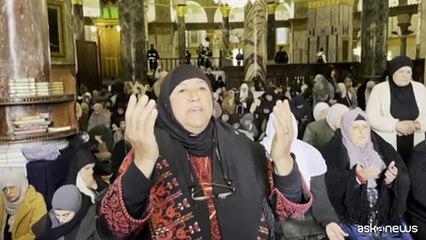 Primo venerd? di Ramadan, i fedeli sulla Spianata delle Moschee