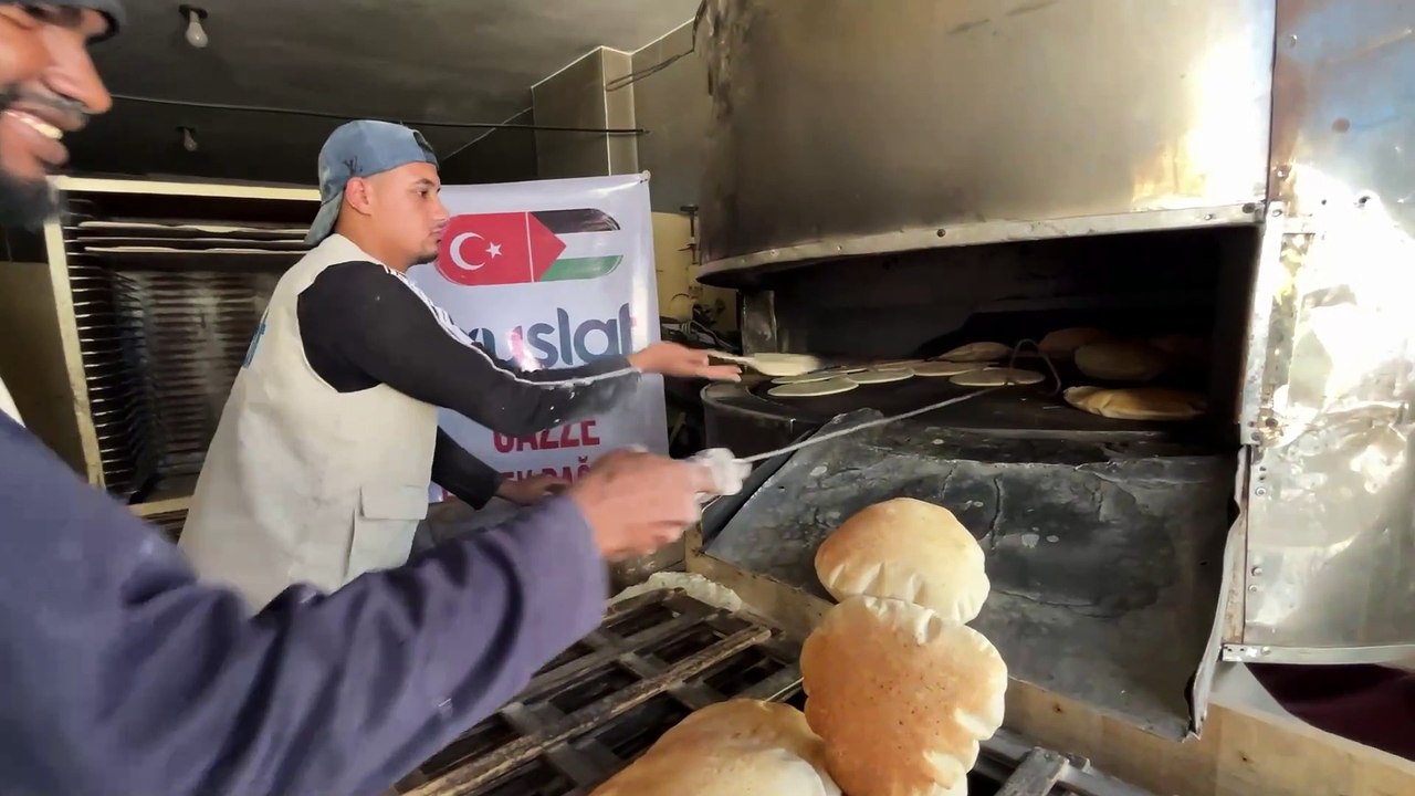 Gazze Ekmek Dağıtımı | Vuslat Derneği 2025