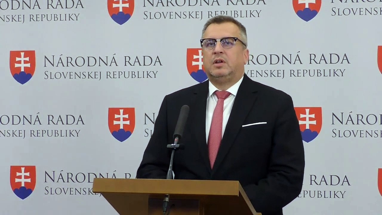 ZÁZNAM: Danko: Slovensko sa mohlo na samite zachovať ako Maďarsko, no rešpektujem Fica