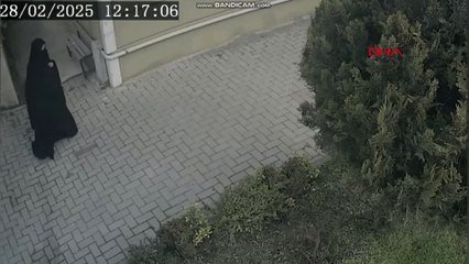 Çarşaf giyip ablasının evini soydu! 1 milyon TL’lik ziynet eşyası çaldı