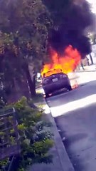 incendio de vehículo en Santa Cruz