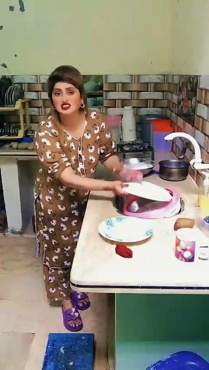 جانو بخار نہیں اتر رہا کیا کرو😜🙏😝#illu #illu #foryou #foryou #1m #100k #fypシ # #fypシ゚