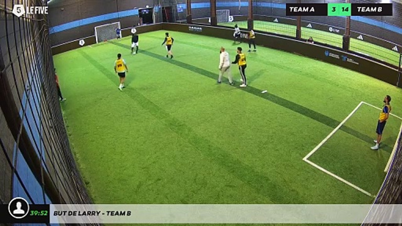 But de Larry - Team B