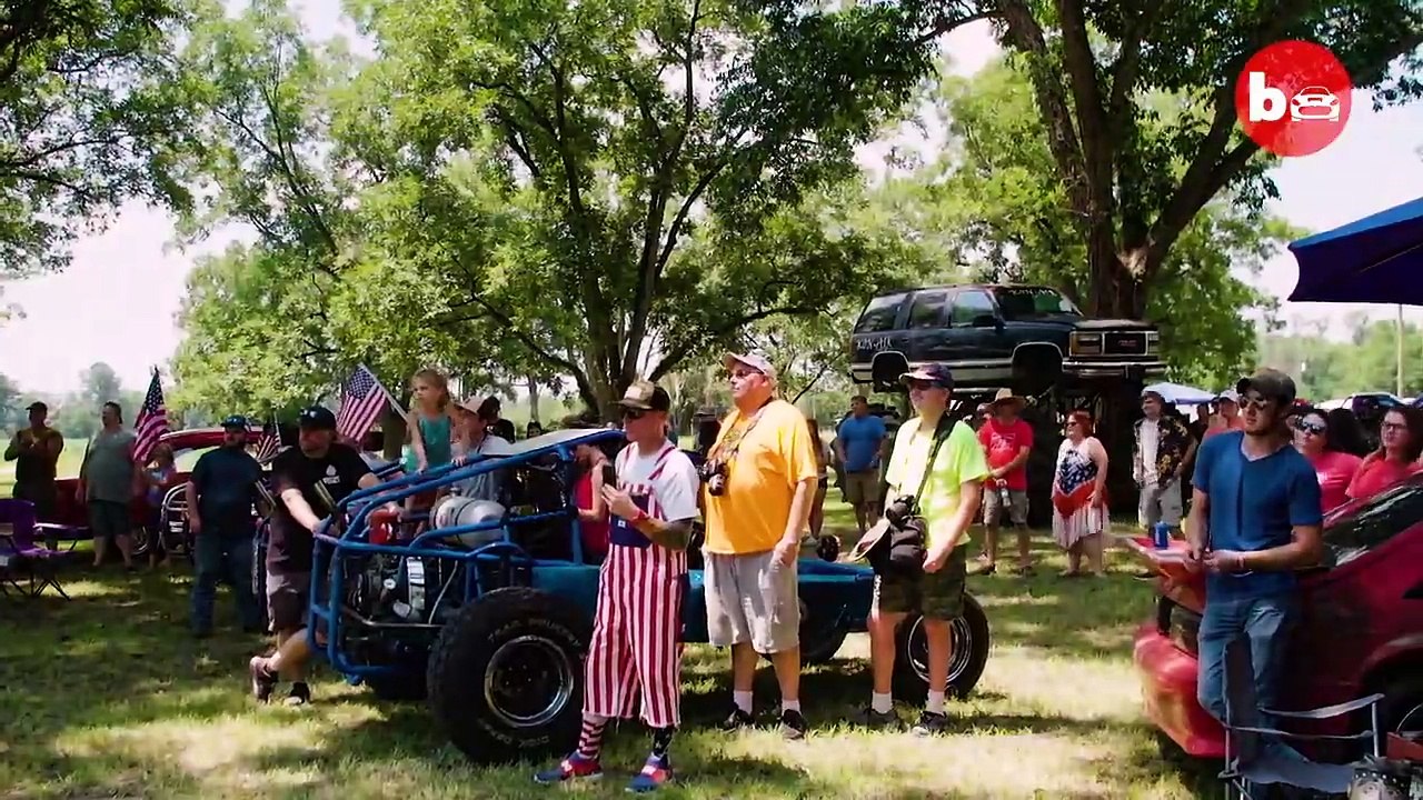 10,000lb Monster Truck Attempts Stunt