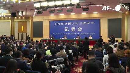 China promete resposta ‘firme’ à ofensiva comercial dos Estados Unidos