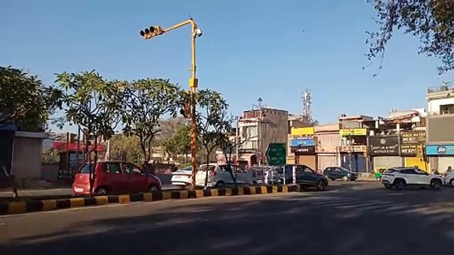 Rajasthan Weather : गुलाबी नगर में कड़क धूप ​खिली, सुबह लोगों को ठंडक महसूस हुई