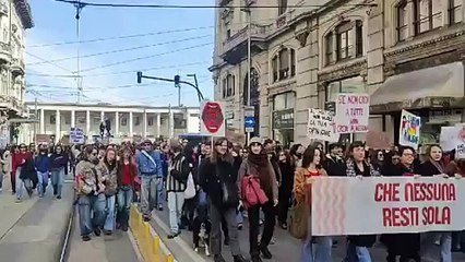 Padova, oltre 5mila persone per il corteo dell'8 marzo di «Non una di meno»