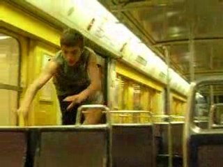 Thomas saut de haie in the RER