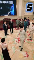 ‏‎أخفى الملياردير هويته وعمل كشاحن، لكن بشكل غير متوقع، أرادت المديرة الجميلة الزواج منه بأي الثمن