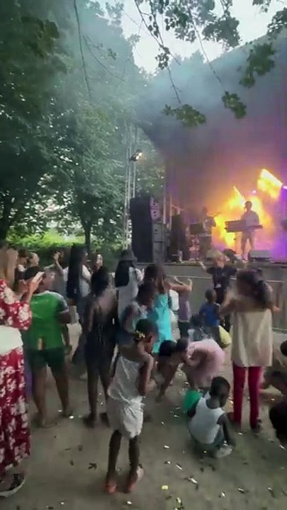 Orchestre Clin d'Oeil  Célébrons la Fête Nationale Française en Musique #music #musica #show (43)