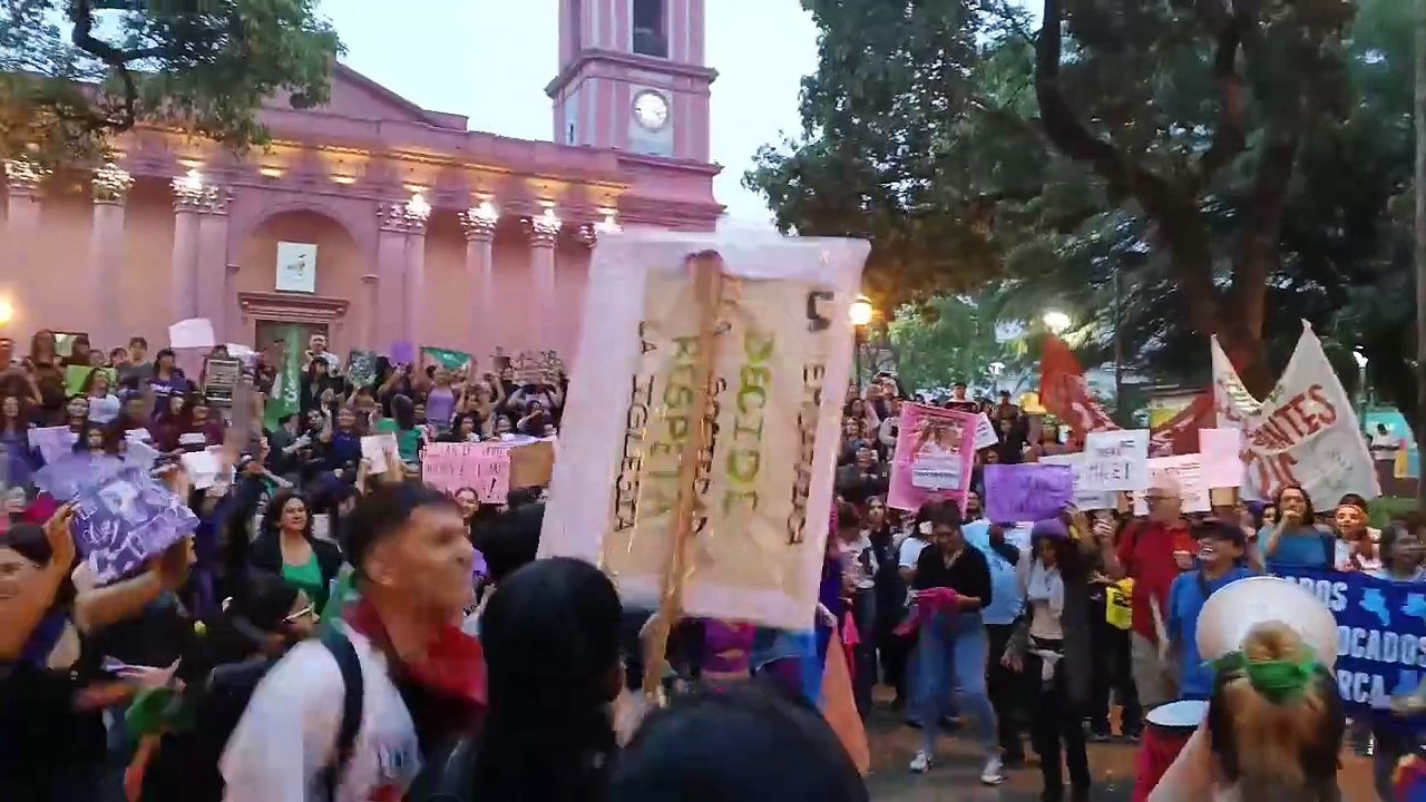 marcha del 8m en catamarca.mp4