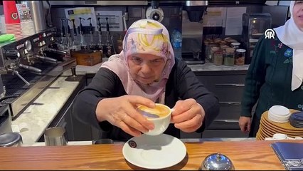 İstanbul'un 70 yaşındaki "Barista Teyze"si: Biraz meraklı, biraz da cesaretliyim herhalde