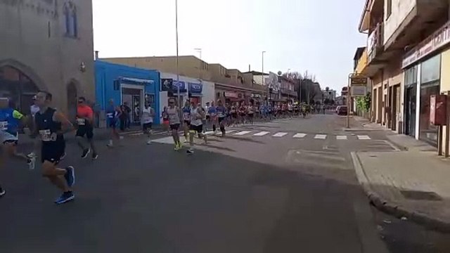 A Oristano oltre mille atleti corrono per la mezza maratona del Giudicato tra le vie principali