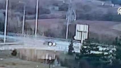 Anadolu Otoyolu'nda bariyere çarpıp takla atan otomobildeki iki kişi öldü! Kaza anı kamerada