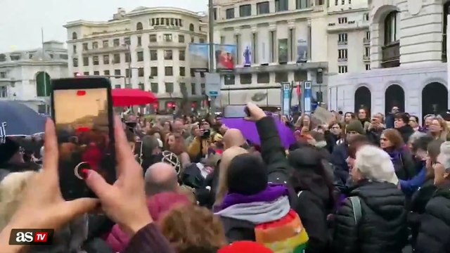 Echan al activista Vito Quiles de la manifestación convocada por el Movimiento feminista de Madrid