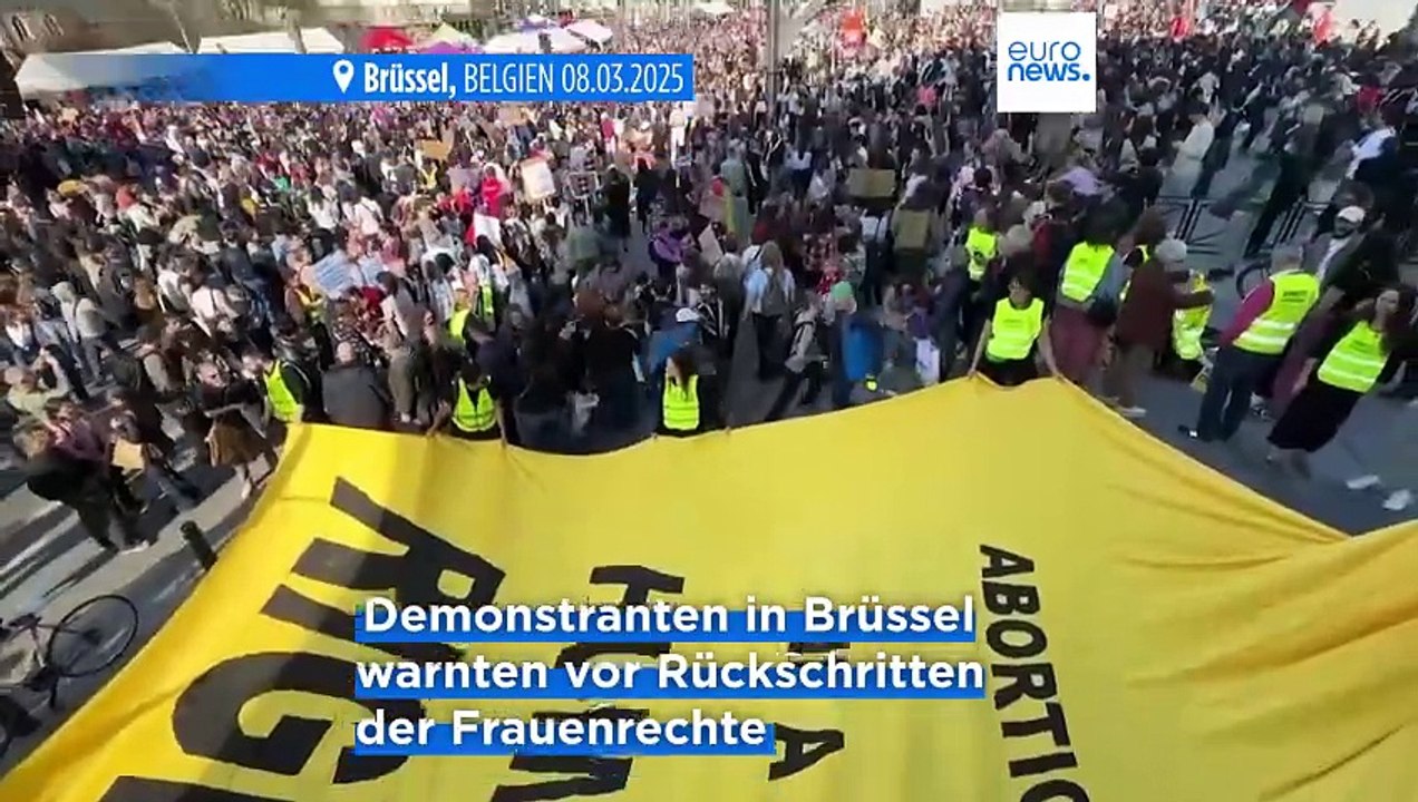 Demonstrationen für Gleichberechtigung am Internationalen Frauentag