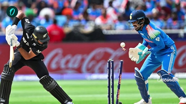 IND vs NZ: Kuldeep Yadav ने Rachin Ravindra की विकेट ली, Mohammed Shami और Shreyas Iyer ने छोड़ा कैच