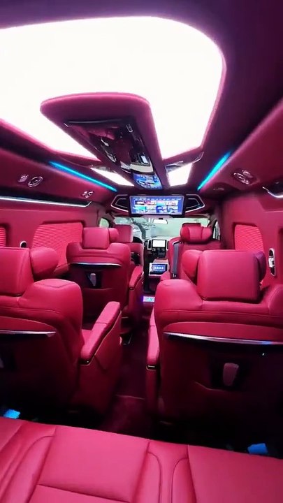 2025 Toyota HiAce 300 Black Edition