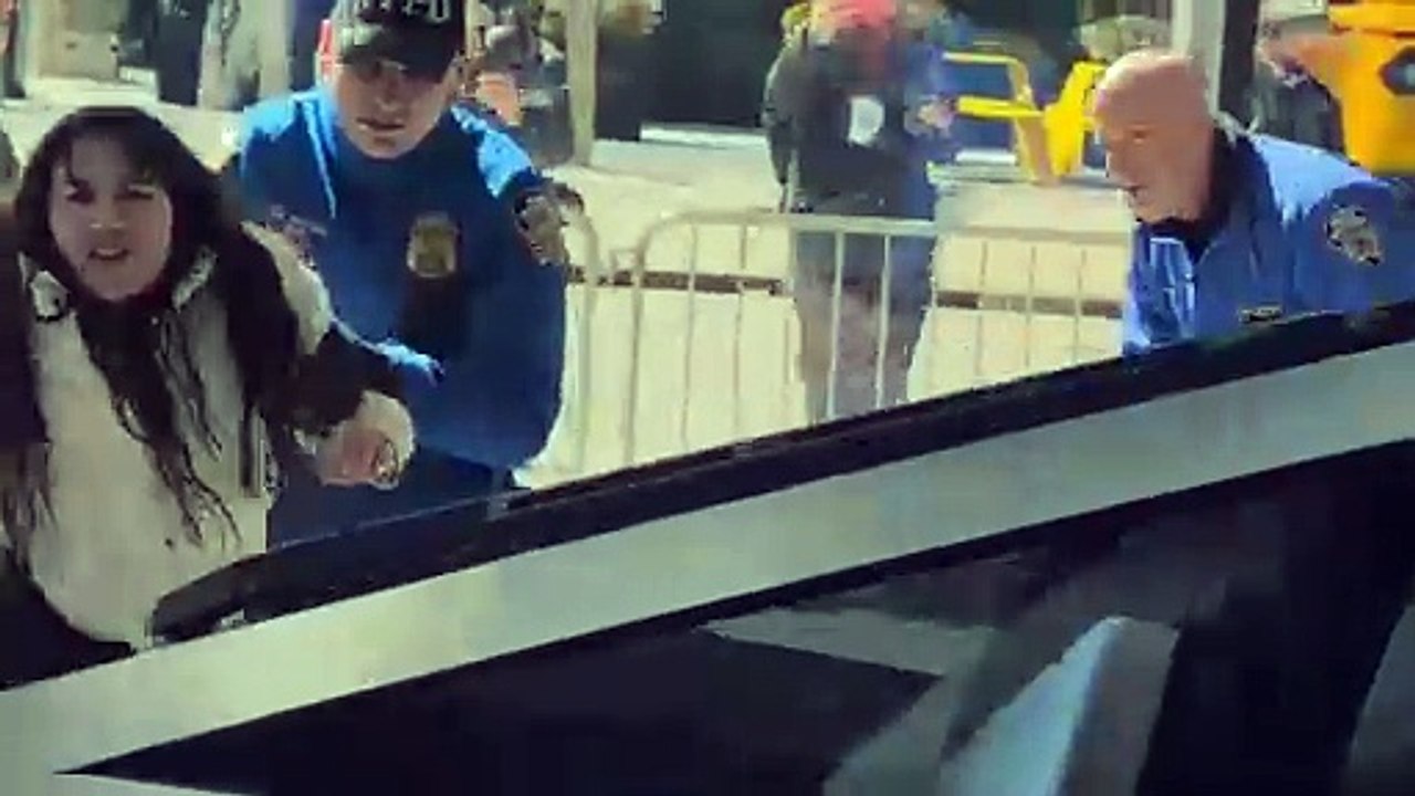 Tesla’ya baskın! New York’ta kaos, silah sesleri peş peşe duyuldu