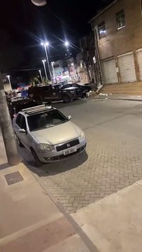 VÍDEO: Perseguição policial no bairro de Paripe termina com homem ferido e preso