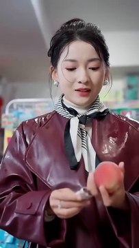 They reunited after five years, but while he flirted with others, he demanded her loyalty—until she finally walked away.