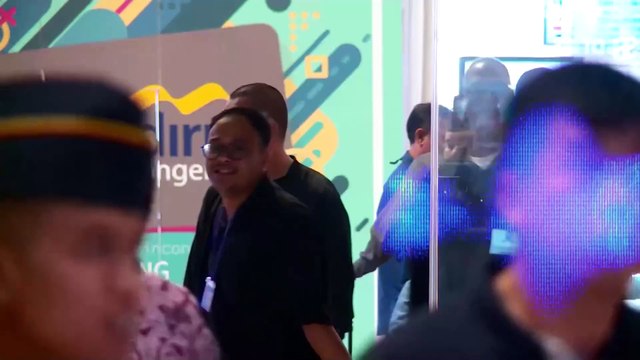 Detik-Detik Patrick Kluivert & Jordi Cruyff Tiba di Indonesia Jelang Timnas Lawan Australia