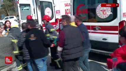 Ordu'da çocuk futbolcuları taşıyan minibüs kaza yaptı