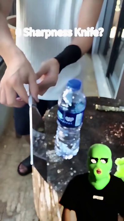 sharp knife test