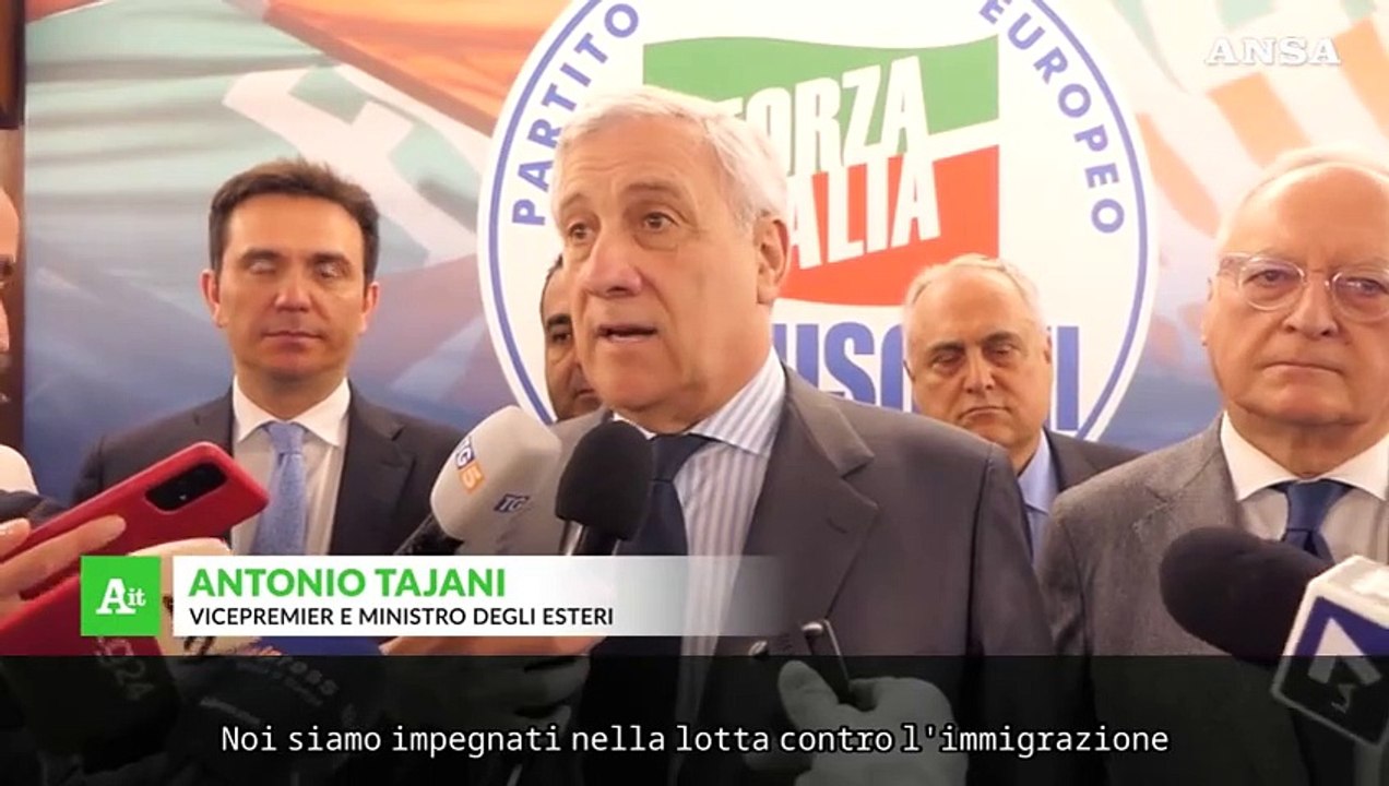 Tajani: "Non condivido risarcimento a migranti della Diciotti"