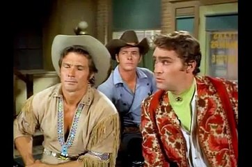 La Corta y Feliz Paternidad de Reese Bennett / "Laredo" (Series Western)