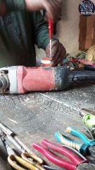 How to Change Bearings on a 9” Angle Grinder – Quick & Easy! 🔧⚙️ #Shorts #anglegrinder