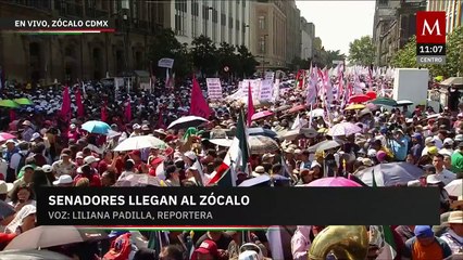 Funcionarios llegan a la asamblea informativa de Claudia Sheinbaum en CdMx