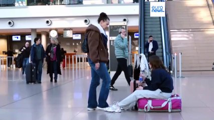 Germania: il sindacato sciopera a sorpresa all'aeroporto di Amburgo, un giorno prima del previsto