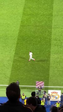 El bonito detalle de Valverde con un aficionado tras el Real Madrid - Rayo Vallecano