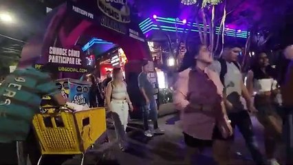 Women’s Day in Medellin 🇨🇴 Beautiful Single Women in Provenza & Parque Lleras Nightlife