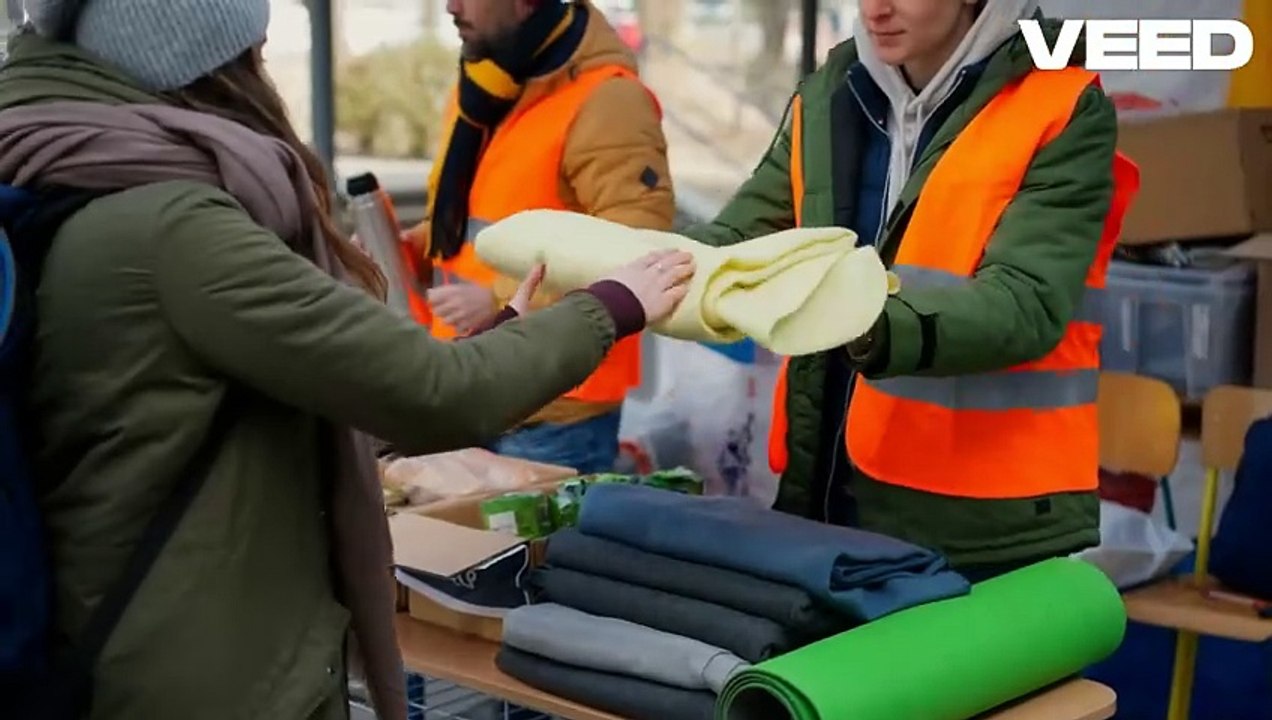 Syrian government loyalists accused of executing civilians as violence erupts