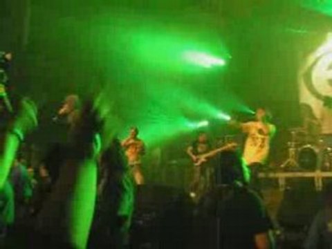 04 - Cinglé - Enhancer au Athrock le 19 avril 2008