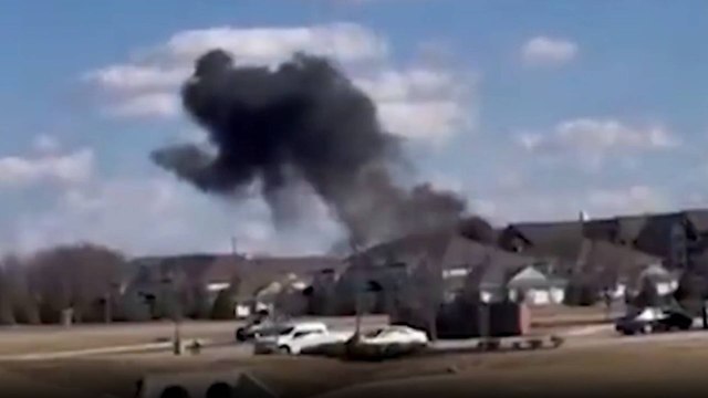 En imágenes | Avioneta se estrelló en barrio residencial de Pensilvania