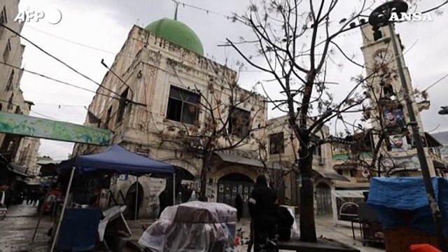 Cisgiordania, ispezione nella moschea di al-Nasr dopo il raid israeliano