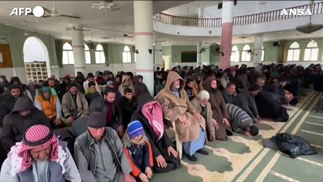 La preghiera dei palestinesi nel primo venerdi' di Ramadan a Gaza