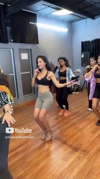 Moroccan actress Soundous Moufakir Moves #noora_fatehi #tiktokfollowers #dance