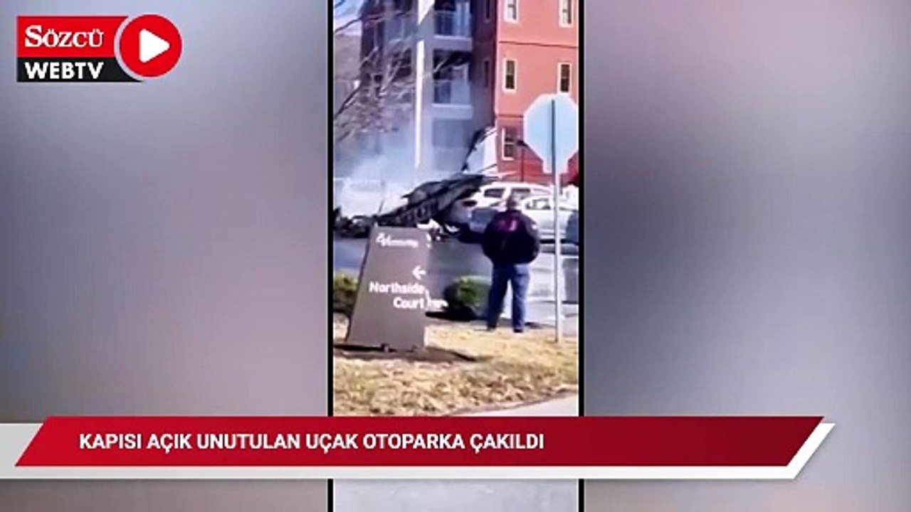Kapısı açık unutulan uçak otoparka çakıldı