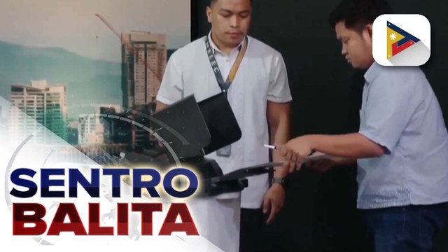 Comelec, nagsagawa ng demo sa bagong features ng automated counting machines na...