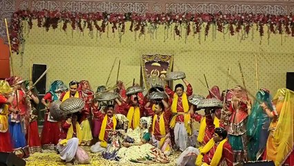 गोविंद के दरबार में जीवंत हुई बरसाना की लट्ठमार होली, 60 कलाकारों ने बिखेरे ब्रज संस्कृति के रंग
