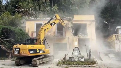 Messina, iniziati i lavori di demolizione dell'ex Città del ragazzo