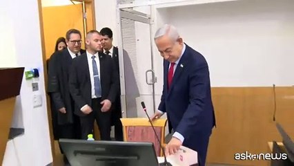 Israele, Netanyahu in tribunale per il processo per frode a suo carico